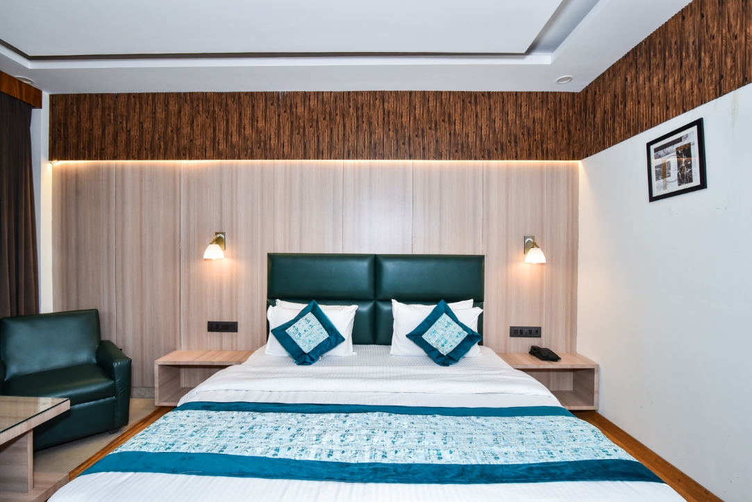 Luxury Family Room In Banikhet